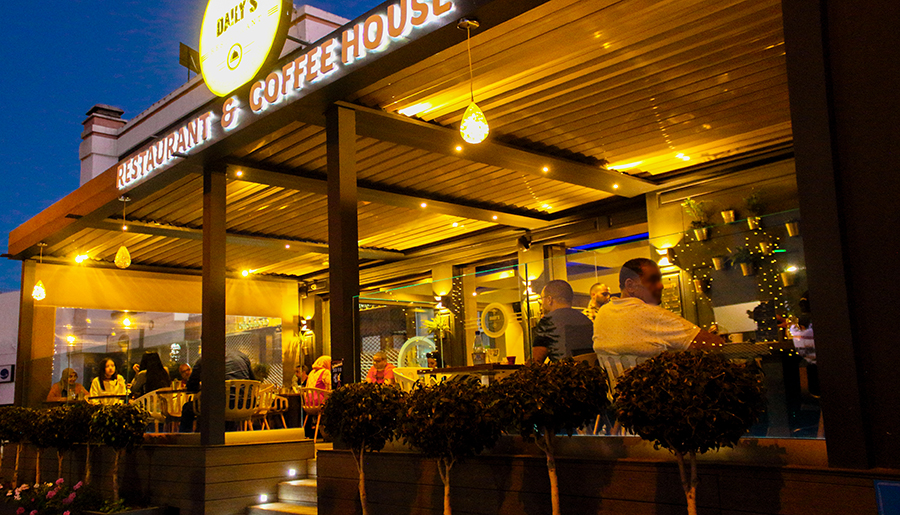 Daily's Restaurant & Coffee House